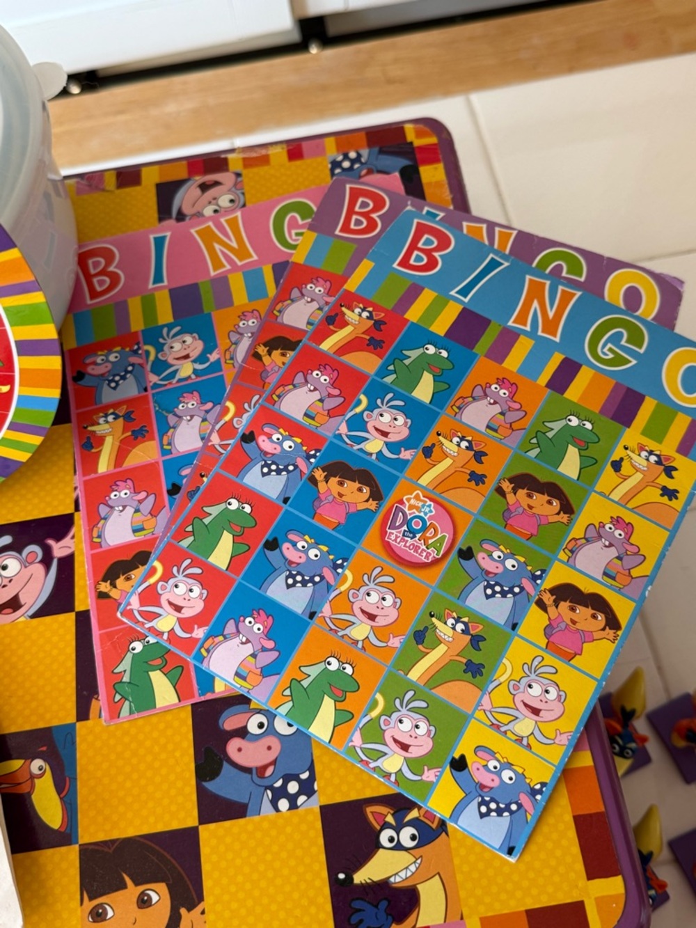 Vintage Y2K Dora the Explorer Game House- Checkers Dominos Bingo +  2006 Viacom - Picture 7 of 16